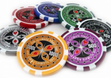 По сколько фишек раздавать в покере?